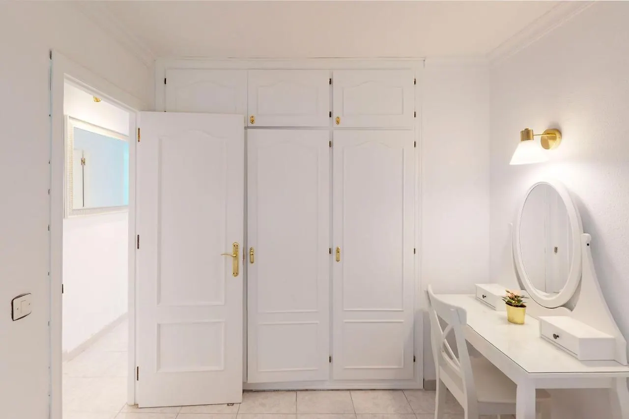 פלאייה דל אינגלז Sunny Apartment Tanife By Yumbo פלאייה דל אינגלז