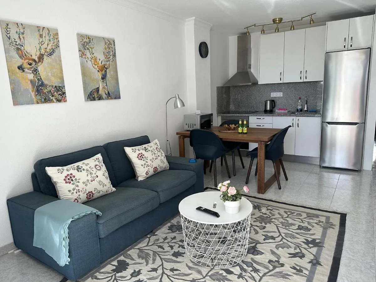 פלאייה דל אינגלז Sunny Apartment Tanife By Yumbo